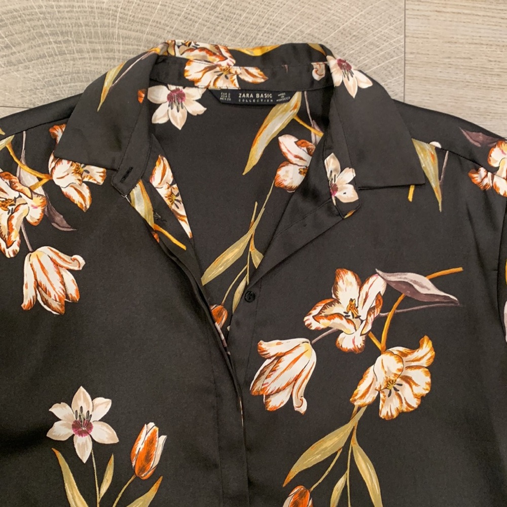 Zara Floral Patterned Draped Sleeve Button Down - image 2
